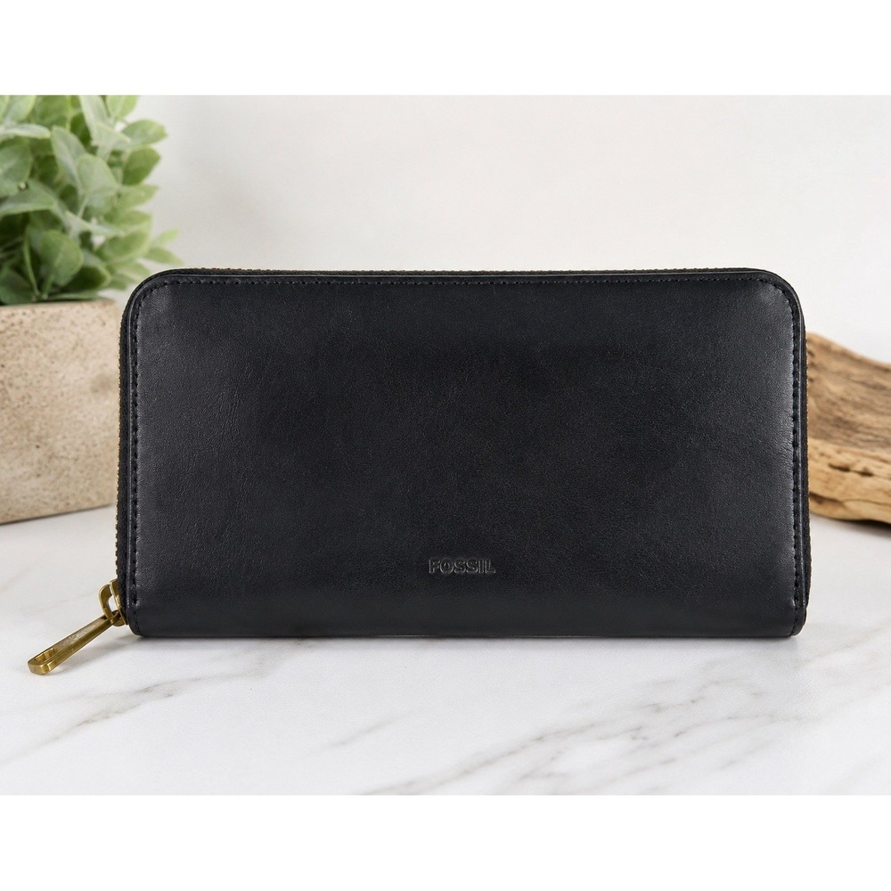 Fossil Black Leather Zip Around Wallet Gold Tone Hardware Continental